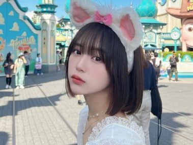 楽天 なえなの、ワンバン始球式「観客の方の多さにびっくりしてすごく緊張しました」 - プロ野球写真ニュース : 日刊スポーツ