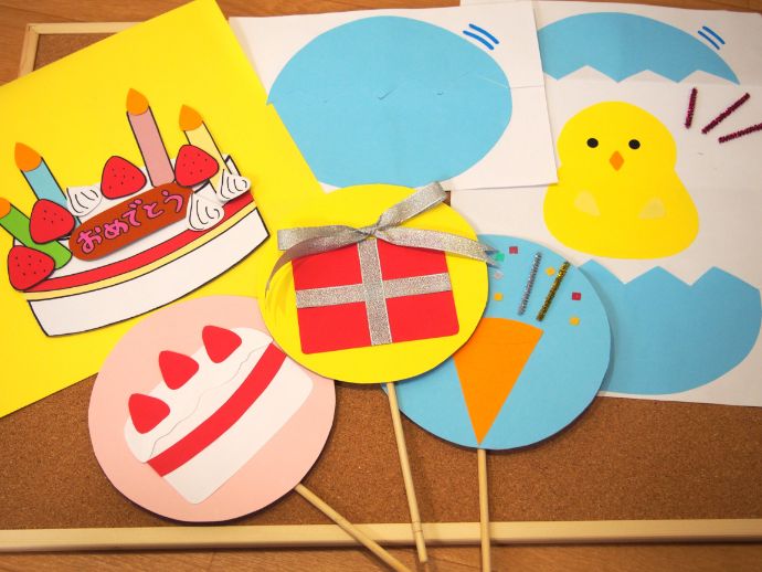 保育士の出し物14選！誕生日会やクリスマス会で使えるネタを紹介します！ - 手ぶら登園 保育コラム