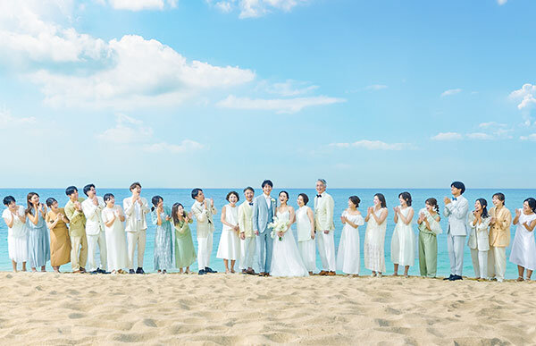 リゾートウェディングのお呼ばれ。参列者の衣装どうする？かりゆしウェア 沖縄版アロハシャツ 専門店：MAJUNかりゆしウェア 沖縄版アロハシャツ 専門店：MAJUN
