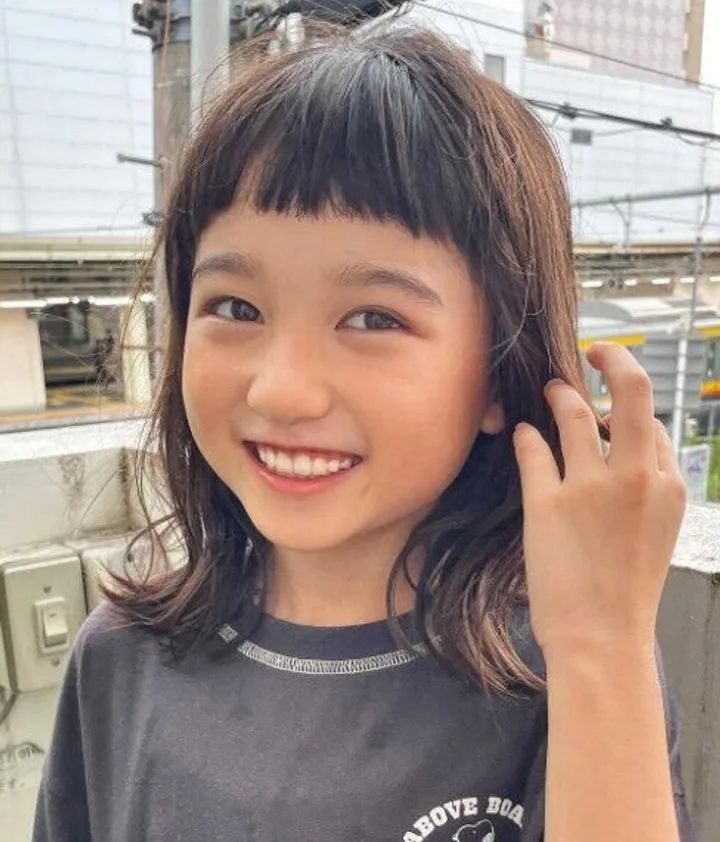 2025年秋 子供に似合うフレンチボブの髪型 ヘアカタログ・ヘアスタイル を探す - OZmallビューティ