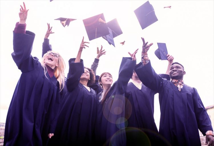 送別の言葉に迷ったらこれ！心に残るメッセージ例文集 上司・部下・恩師・友人別FlowerKitchenの花コラム