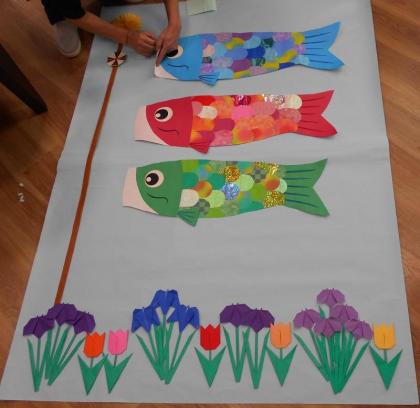 笑顔こいこい 七福神壁面飾り みんなで作る壁面 「川を渡るこいのぼり」高齢者