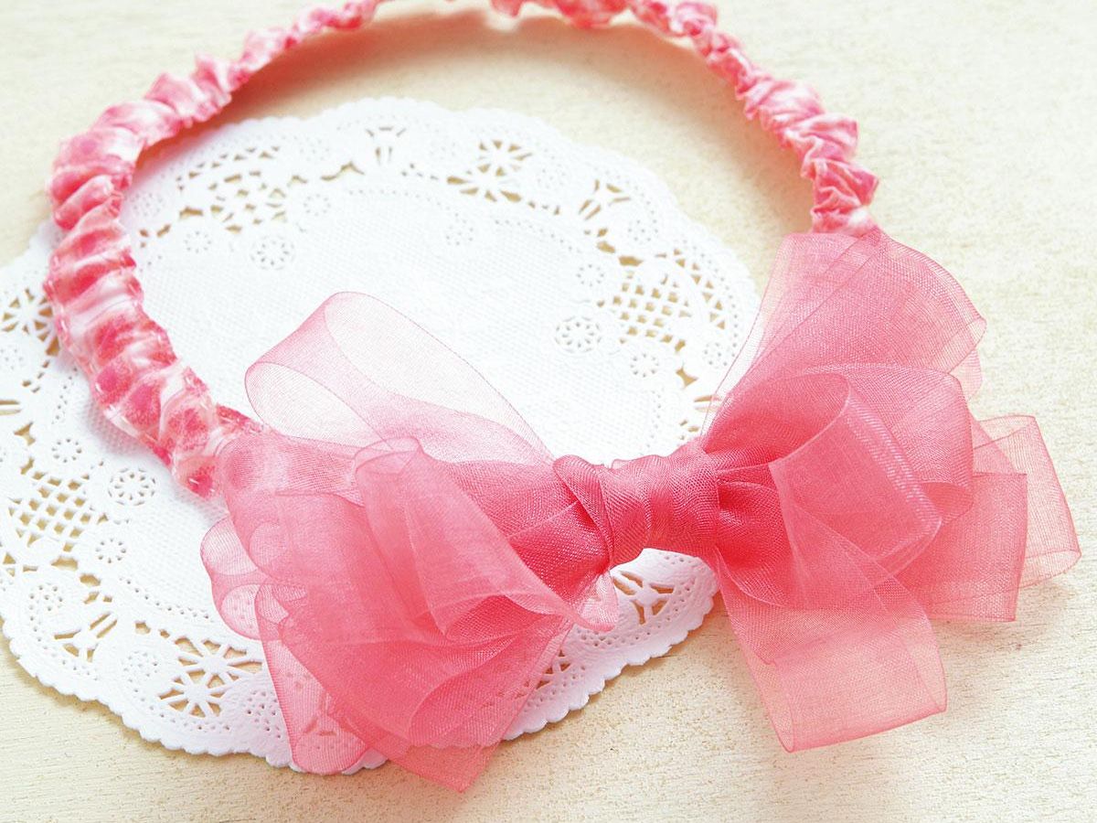 ベビーヘアバンド。ターバン・カチューシャ違いは？手作り方法と新生児髪飾り10選 – bebicia®