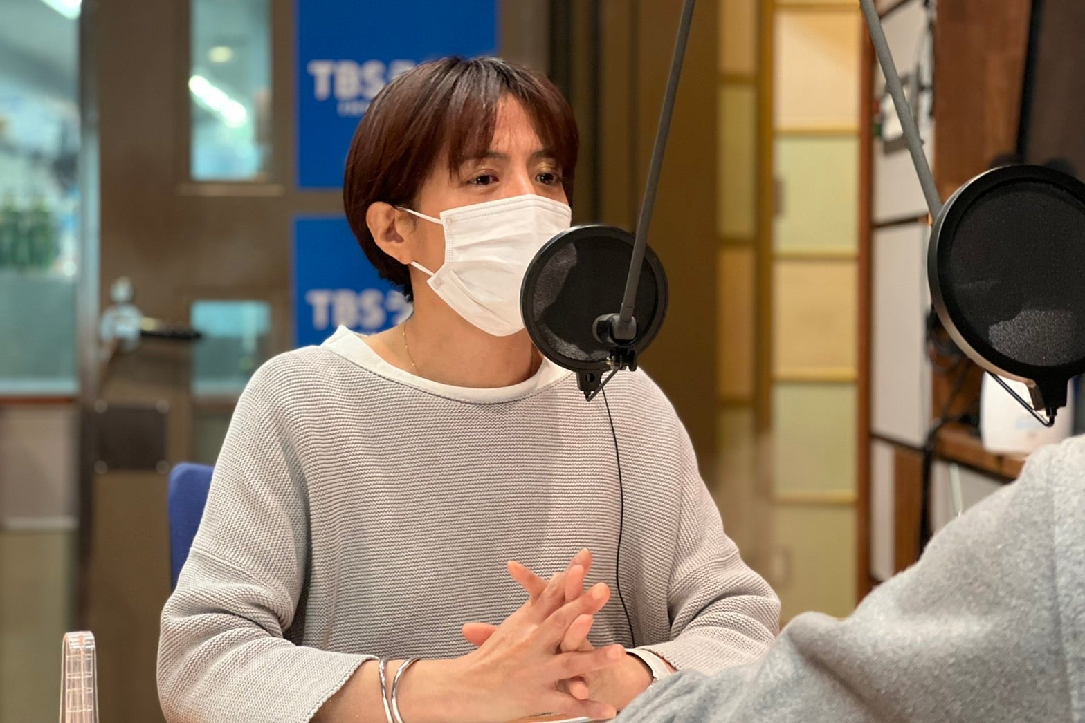 赤江珠緒 大人気レギュラー番組を電撃卒業した真相とは！？ 「幼稚園のお迎えも定時には全く行けなかった・」ABCマガジン