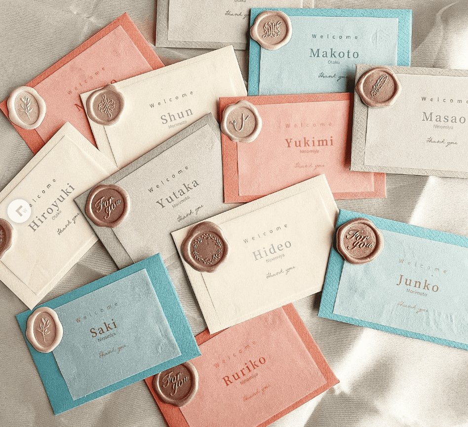 結婚式の席札はおしゃれに手作り！データの作り方から用紙選び・印刷の仕方まで -コピー・プリント・ポスター・名刺・製本などオンデマンド印刷のキンコーズ・ジャパン