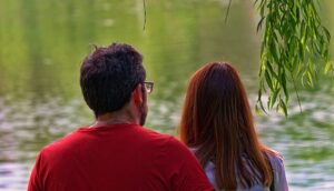 彼氏にドキドキしない理由10選！付き合うメリットや結婚すべきかについても解説