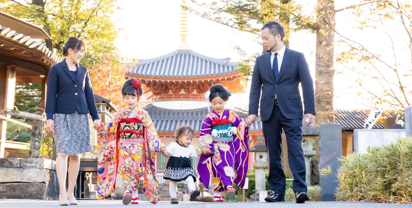 特別な七五三前撮り・後撮り！名古屋人気フォトスタジオでオリジナル着物の魅力を堪能ライフスタジオ名古屋栄店