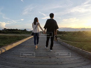 カップル写真をアルバムにしよう！ポーズはなしでもおしゃれな撮り方