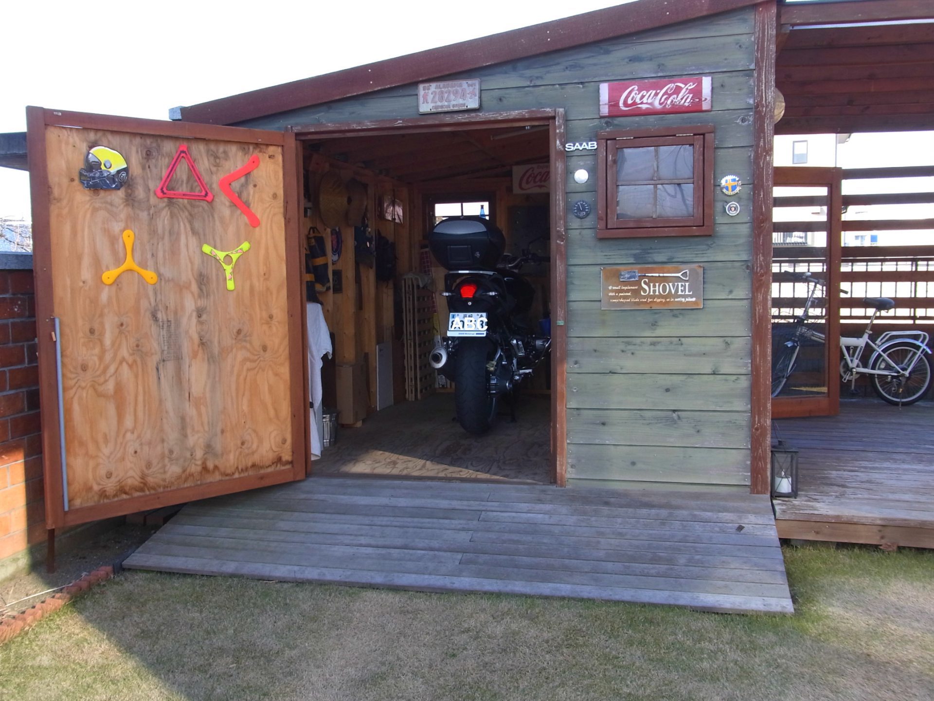 ガレージ 車庫 のある賃貸住宅﻿集う。仲間と趣味仲間との活動スペースとして集う。プレミアムガレージハウス