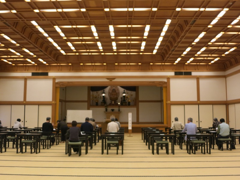 写経や座禅などのイベントも！歴史散策や食事も楽しい総持寺