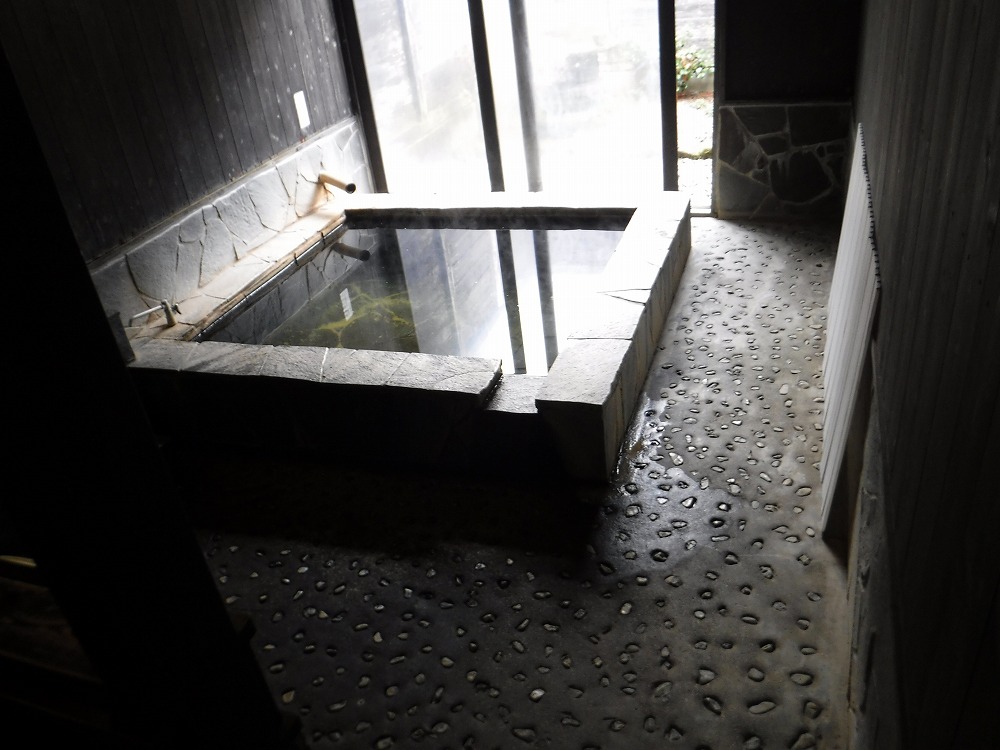 妙見温泉宇佐市院内町 – 天然かけ流し 院内 妙見温泉 家族風呂・露天風呂