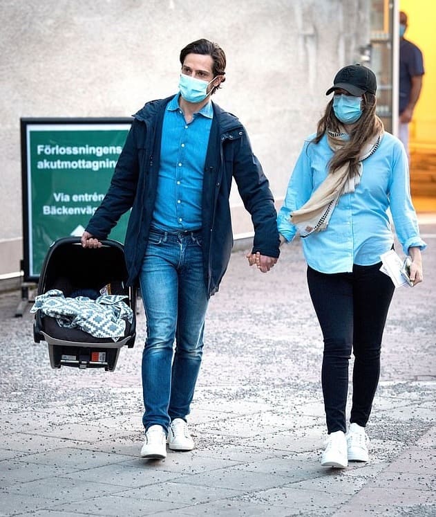 スウェーデンのソフィア妃、新たなロイヤルベビーの写真を公開「人生は私に4人の王子を与えてくれた」