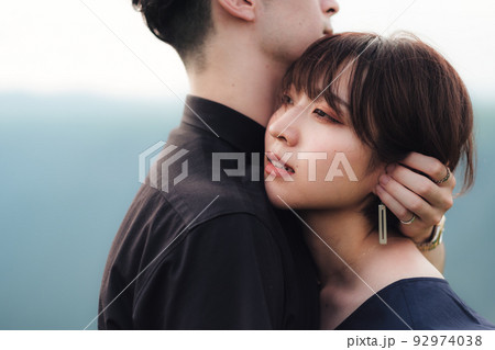 抱き上げるポーズ集1 - CLIP STUDIO ASSETS