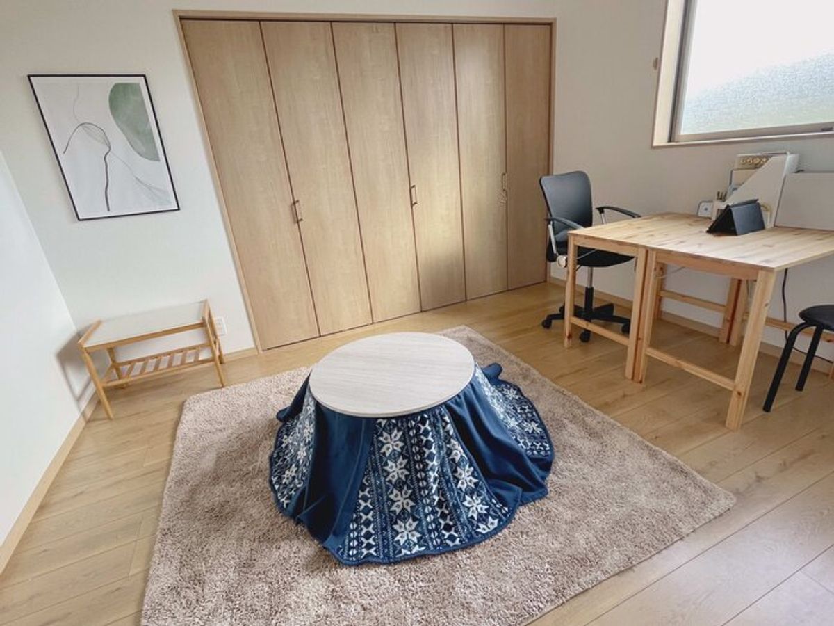 素敵なローインテリア。おしゃれな「こたつリビング」をつくるヒントキナリノ