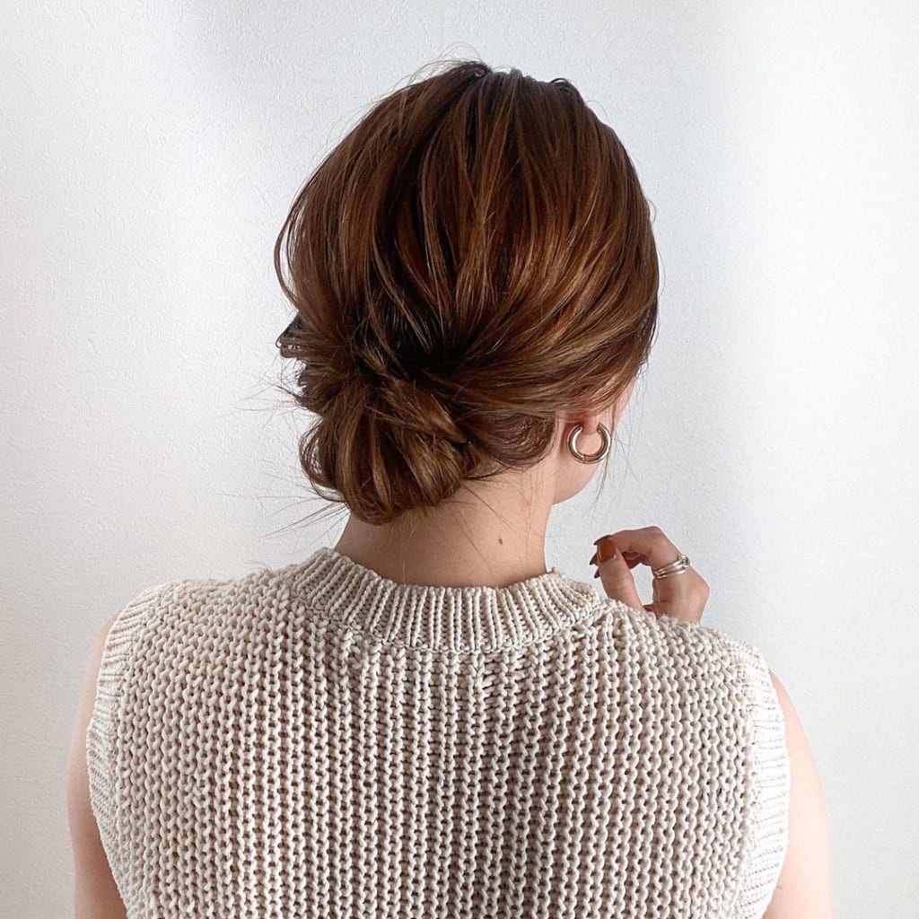 襟足ぎりぎりのボブをシニヨン風にアレンジ♡ ⁡ ⁡ ⁡ ⁡ウェディング式プレ花嫁weddingブライダル花嫁ウェディングドレスbridal結婚式準備ヘアアレンジヘアメイクヘアスタイルブーケ前撮り結婚ウェディングフォトhairarrange美容師 グ