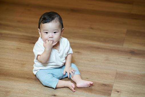 子供の一人遊びは実は重要！楽しく遊ぶコツや注意点は？おもちゃも紹介学習プリント.com 子育て情報サイト
