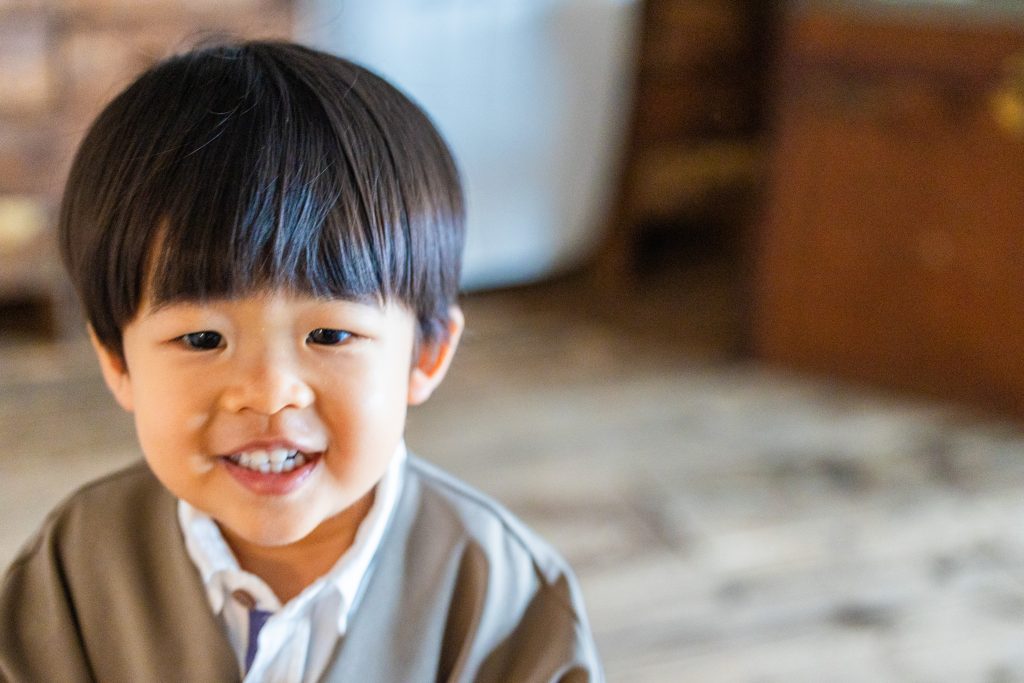 男の子 髪のタイプ別「似合うヘアスタイル」を美容師さんに聞いてみた - ハピママ*