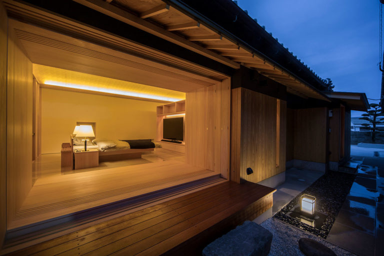 機動戦士ガンダム ククルス・ドアンの島赤い彗星のシャア登場！？シャア登場に込める―。安彦監督のコメント到着&シャア専用高機動型ザクⅡ設定画解禁！作品紹介サンライズ