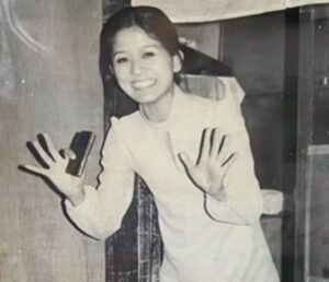 畠山愛理、美人母の若い頃の写真を公開「似てますね」 - スポーツ報知