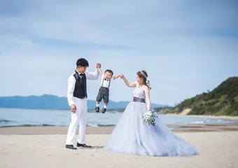 出雲生まれの花嫁が選んだ出雲大社へ出立ちの儀式日本の結婚式