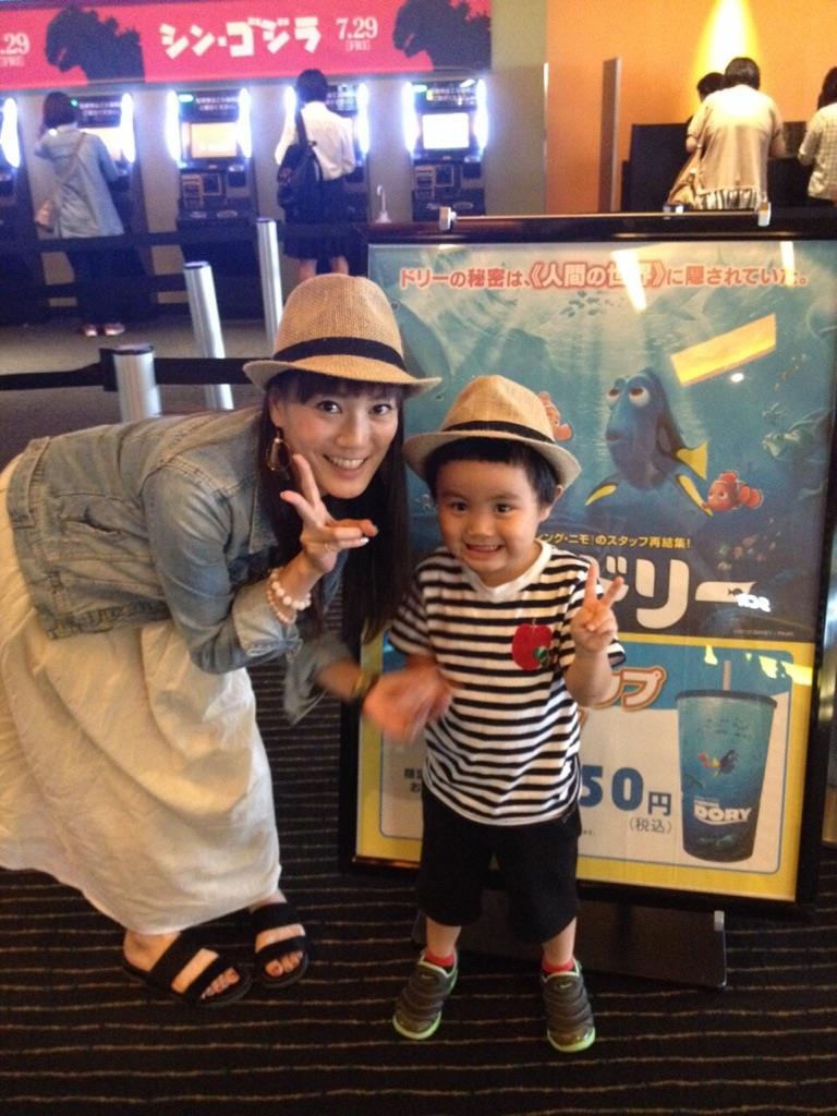 僕もこれ食べたい！」駄々をこねて大泣きする男の子に戸惑う母親 それを見ていた親子の対応に、母親から「誰にも頼ることができず困ってた 」 –ほ・とせなNEWS