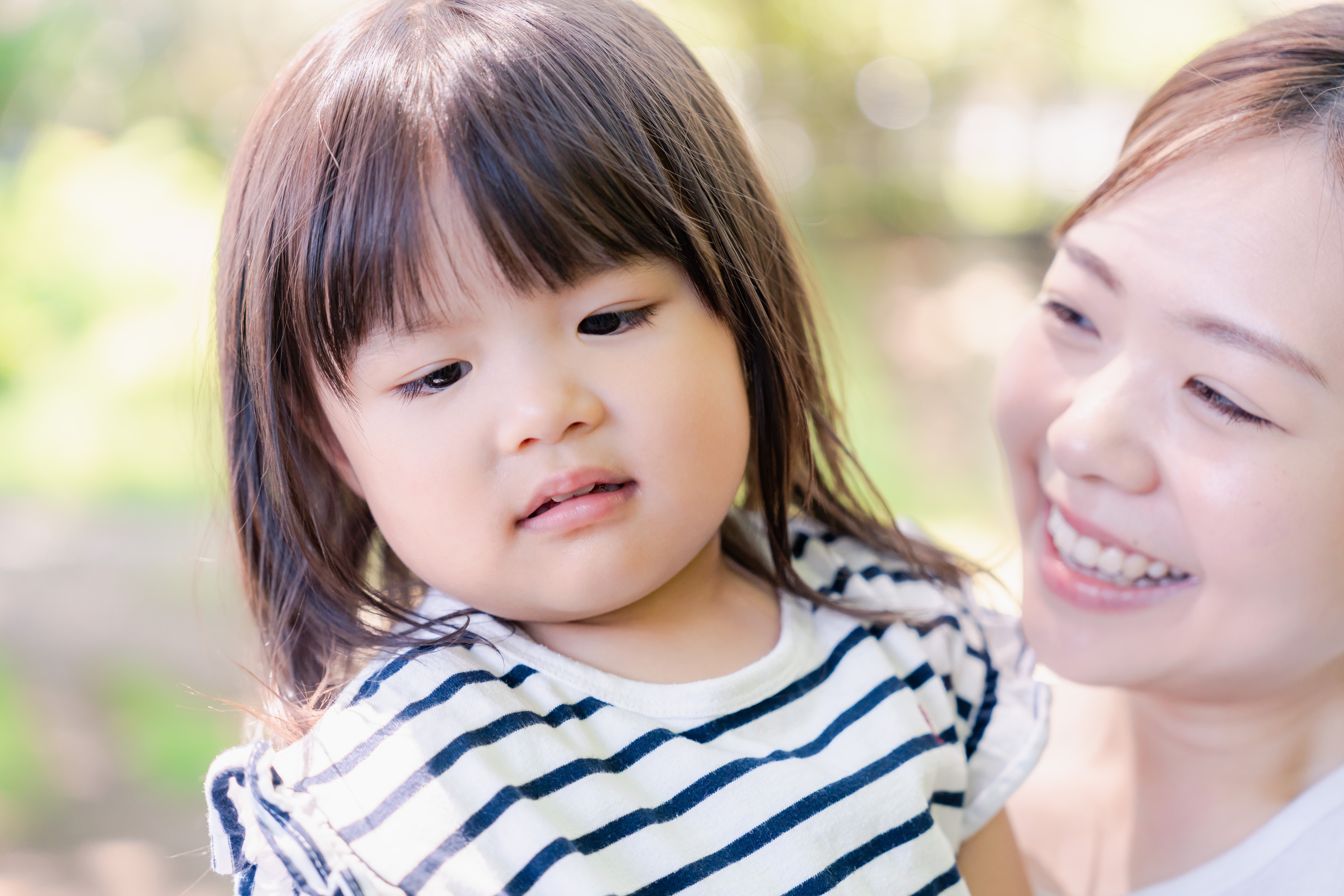 2歳児が物を投げるのはなぜ？子どもの心理と対処法 保育士監修 - キッズライン