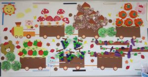 壁面飾り 壁面製作 9月 10月 秋 果物 フルーツ 幼稚園 保育園 おもちゃ・人形 は