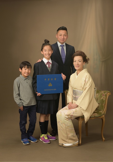 小学6年生の卒業袴撮影ガイド貸切型写真館プレシュスタジオ