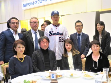 村上宗隆が右足骨折、全治2～3か月 本塁打＆打点のタイトル手中も 最終戦で悪夢Full-Count