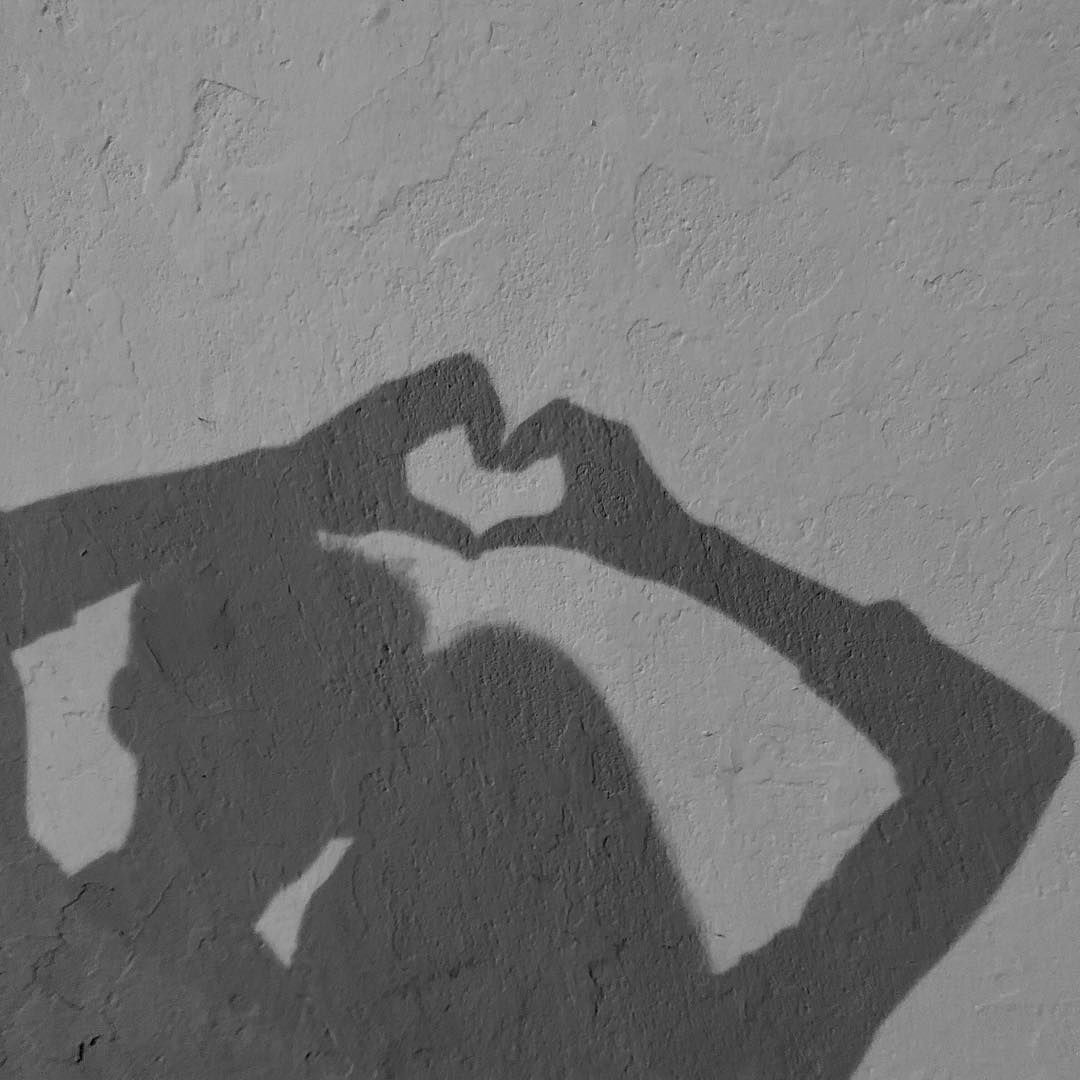 写真にまつわるお悩みや質問に FUJIFUILM @fujifilmjp_fujicolor とCURBON @curbonjp がお答えしていく、ユーザ参加型のSNS企画「シツモンバコ」！ たくさんご質問いただきありがとうございました。撮影やプリントにまつわるお悩みを多くお寄せいただきましたので