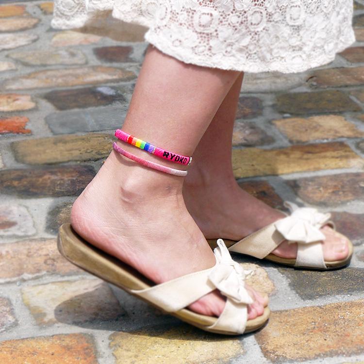 楽天市場 カップル ペア ミサンガの通販