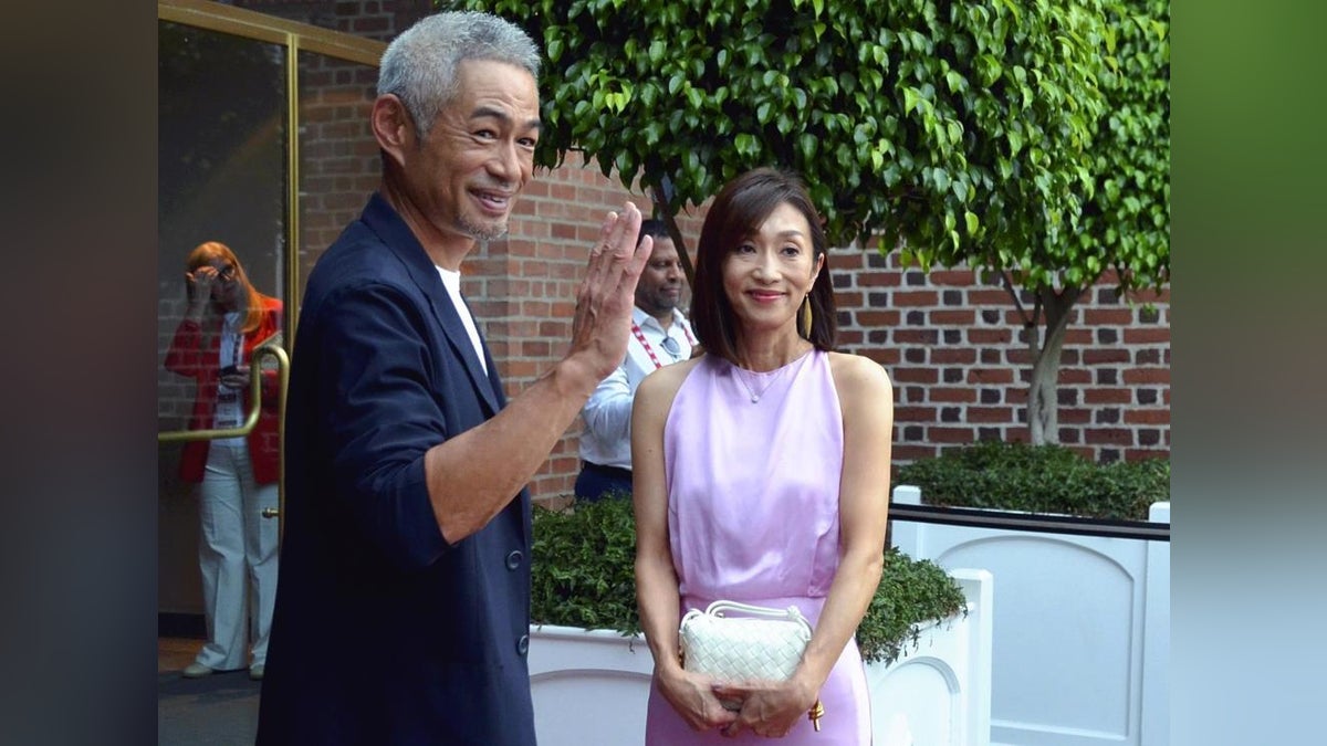 マリナーズ－タイガース戦で先着２万人の観客にプレゼ ：イチローさん 写真特集：時事ドットコム