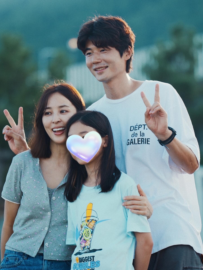 ハン・ヘジン、娘と一緒にペアルック-Chosun Online 朝鮮日報