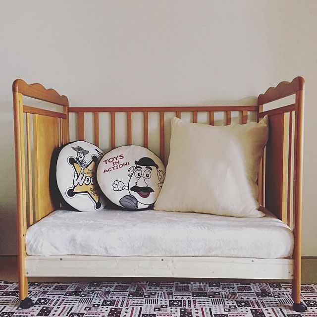 KDBT 無垢パイン材ベビーベッ 木製 120×66cm 3段階高さ調整 添い寝デザイン ゆりかご兼用 ベビーサークル付き 収納棚＆楽天市場 日本製 「ワンタッチハイベッド クール」 ベビーベッド 折りたたみ 木製 ハイタイプ ベビーベット 布団 セット 赤ちゃん 折りたたみ