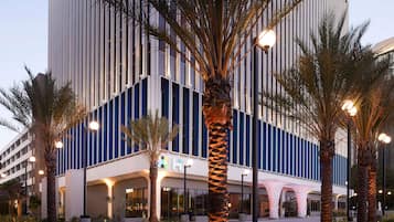 ロサンゼルス旅行・ツアー海外旅行のSTW