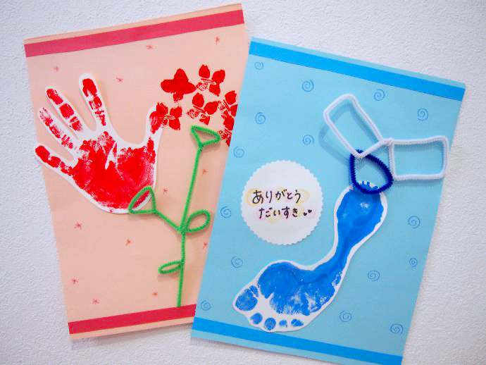 母の日製作🌹 年齢ごとに考えました！5月製作 製作活動 保育園製作 幼稚園製作 製作遊び 幼児製作 乳児製作 母の日 母の日製作 母の日プレゼント母の日制作 0歳児製作 1歳児製作 2歳児製作 3歳児製作 4歳児製作 5歳児製作 シール貼り 紐通し 絵の具 折り紙 花紙 毛糸