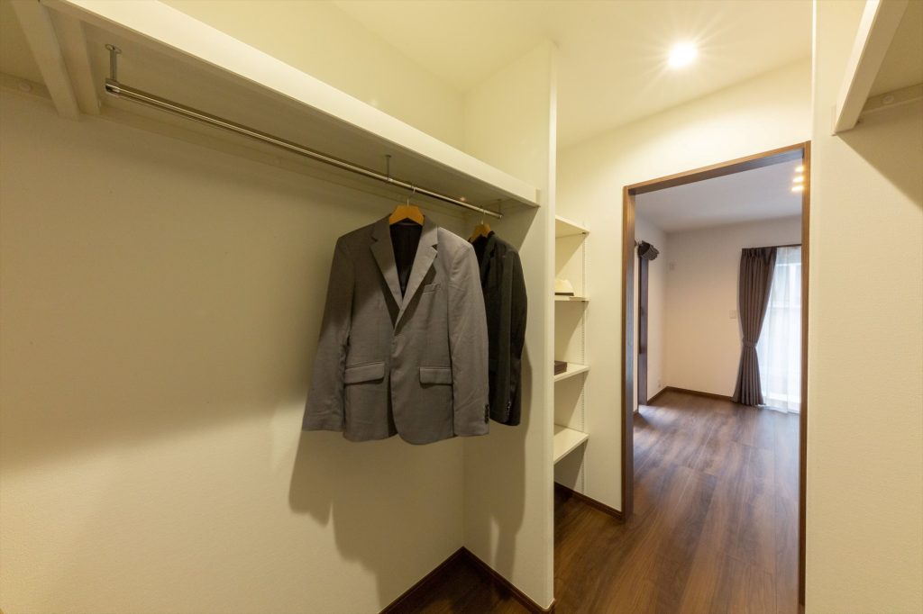 ファミリークローゼット - 名古屋の工務店 ザイソウハウス