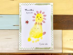 赤ちゃんの手形・足形の取り方！水彩絵の具を使った手軽なやり方紹介桃缶ブログ私らしく、心地よく、愛されて生きる