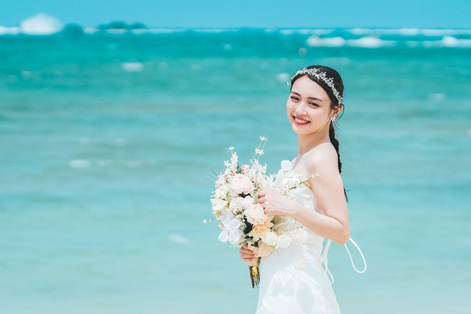 内田理央、母親と一緒に「進撃の巨人」どハマり中！「ずっとアニメを観ています」「アニメのなかで一番好きかも！」 - ライブドアニュース