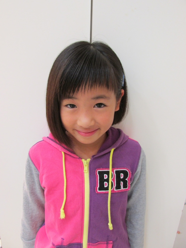 美容師が教える子供の前髪切り方！簡単なギザギザカット方法3つ – 4cm blog金沢市片町タテマチ・諸江・野々市の人気美容室 美容院