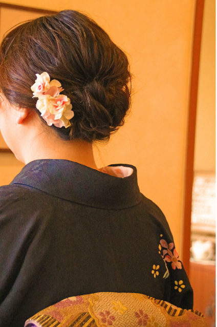 2025年版 着物に合う上品なヘアスタイル完全ガイド髪の長さ・年代・シーン別に徹底解説 着物レンタル 梨花和服