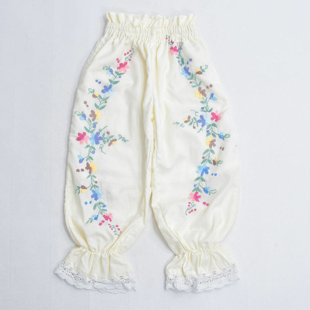 vol.19パッチワークなら、ハギレや着なくなった服をリメイクしてジャンバースカートだって作れちゃう✨ミシンでパッチワークはドキドキ💓ワクワク 暮らしを楽しくしてくれます🤗