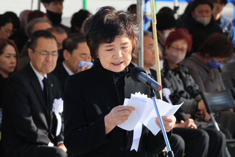 SKINPOT UVモイストデイセラム