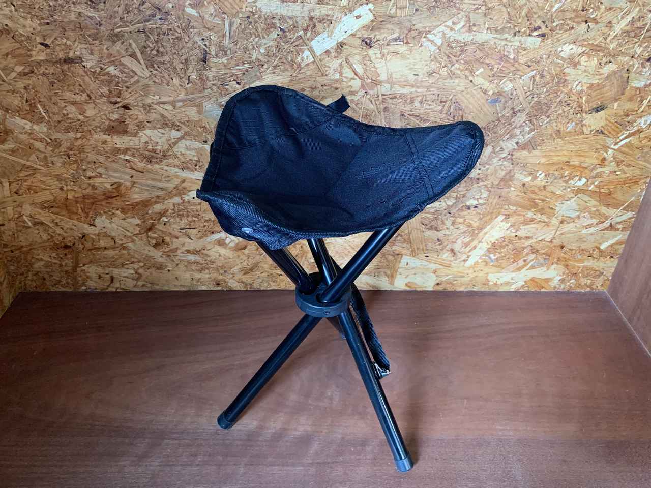 アウトドアを更に盛り上げるDAISO ダイソー の折り畳みチェアシリーズが素敵過ぎる ！！ツリmono