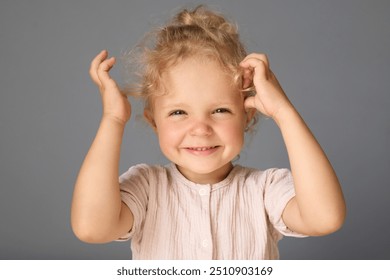12,797 赤ちゃん 全身 白人 女の子 Stock Photos, High-Res Pictures, and Images - GettyImages