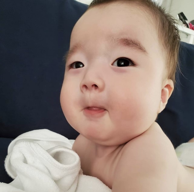 面白い赤ちゃん、赤ちゃんの顔 高画質の壁紙Pxfuel