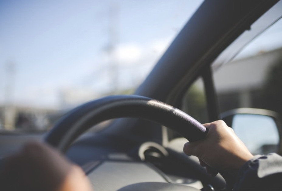 車内での暇つぶしの方法中古車なら グーネット