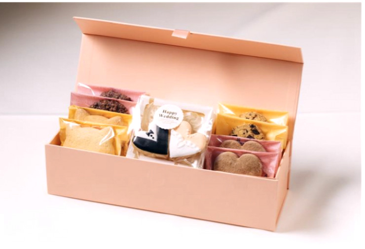 ハロウィン ドラジェ コルネタイプ お菓子 プチギフト おしゃれ 引き出物 結婚式 配る 結婚 お祝い 引き菓子 ウェルカムギフト 可愛い アーモンド: パティスリーグレゴリー・コレ - 通販 - Yahoo!ショッピング