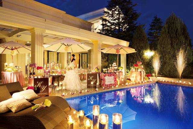 プールのある結婚式場でトライしたい！可愛い装飾・演出アイディア15選