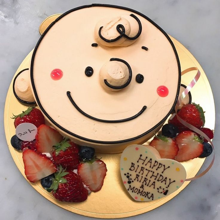 推しのケーキでお誕生日おめでとう🎉⁡ からぴちケーキで Happy Birthday❣️🎊✨ ⁡ ⁡ ⁡ ⁡ ⁡ ⁡カラフルピーチ・ヒロさんの アイコンクッキーを飾りつつ・ ⁡ ⁡ なおきりさん&えとさんの 推しカラーマカロンも一緒に飾るという、 ⁡ ⁡とってもゴージャスな お誕生日